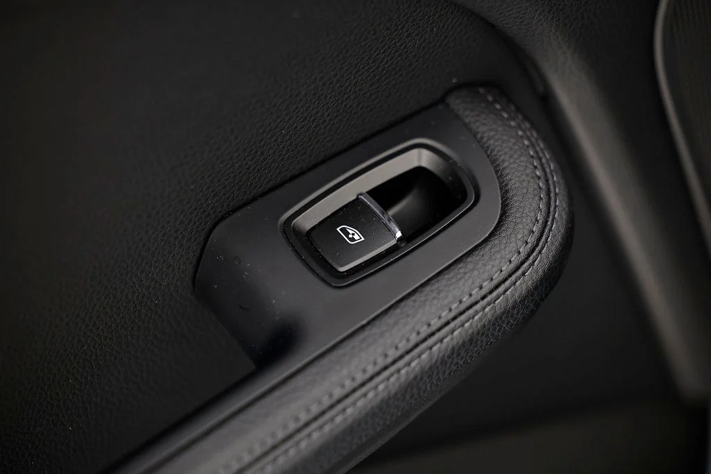 Used 2025 Silver Porsche Certified image 27