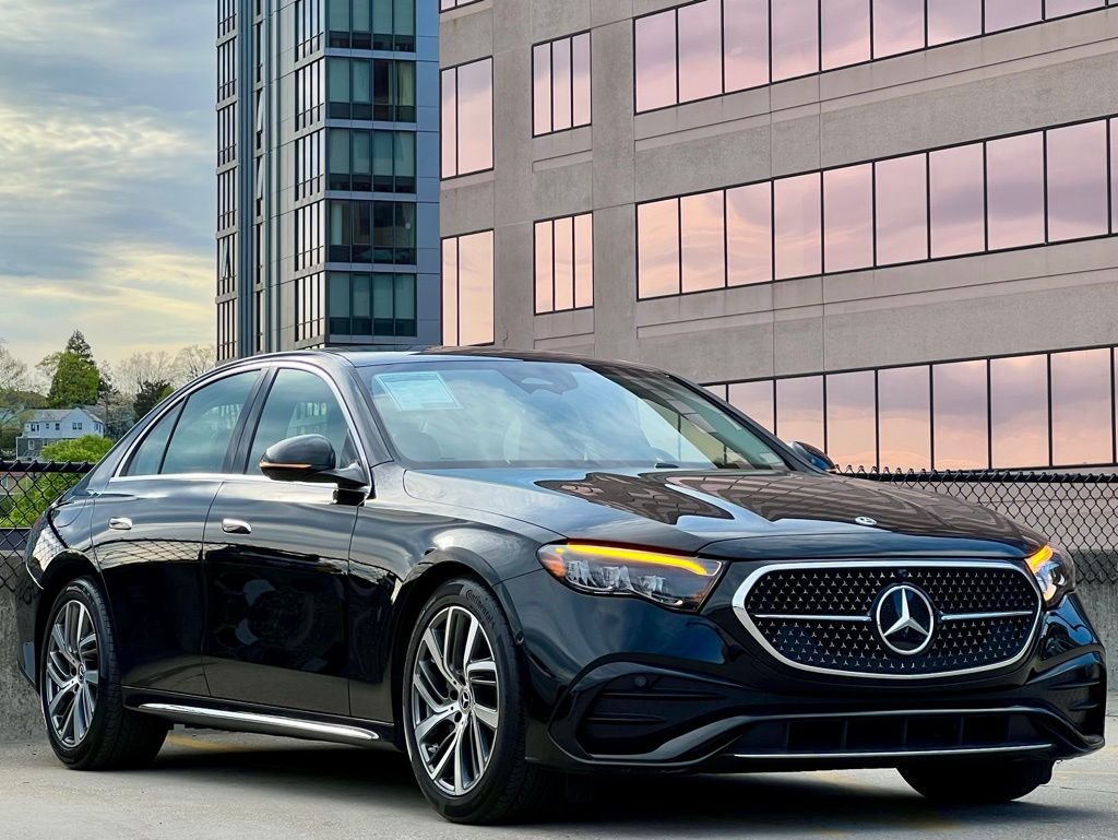 2025 Mercedes-Benz E-Class E350 4MATIC's photo