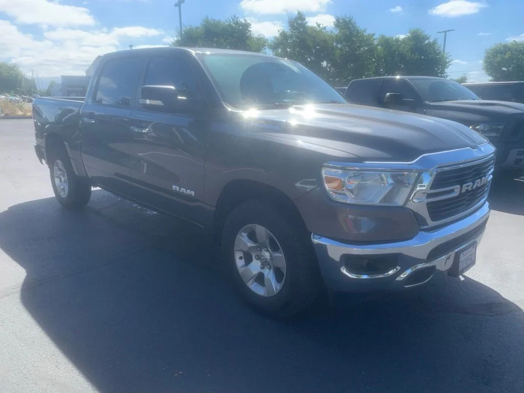 Used 2019 Granite Crystal Metallic Clearcoat Ram Big Horn/Lone Star image 5
