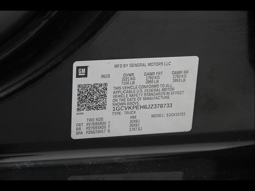 Used 2018 Black Chevrolet Custom image 22