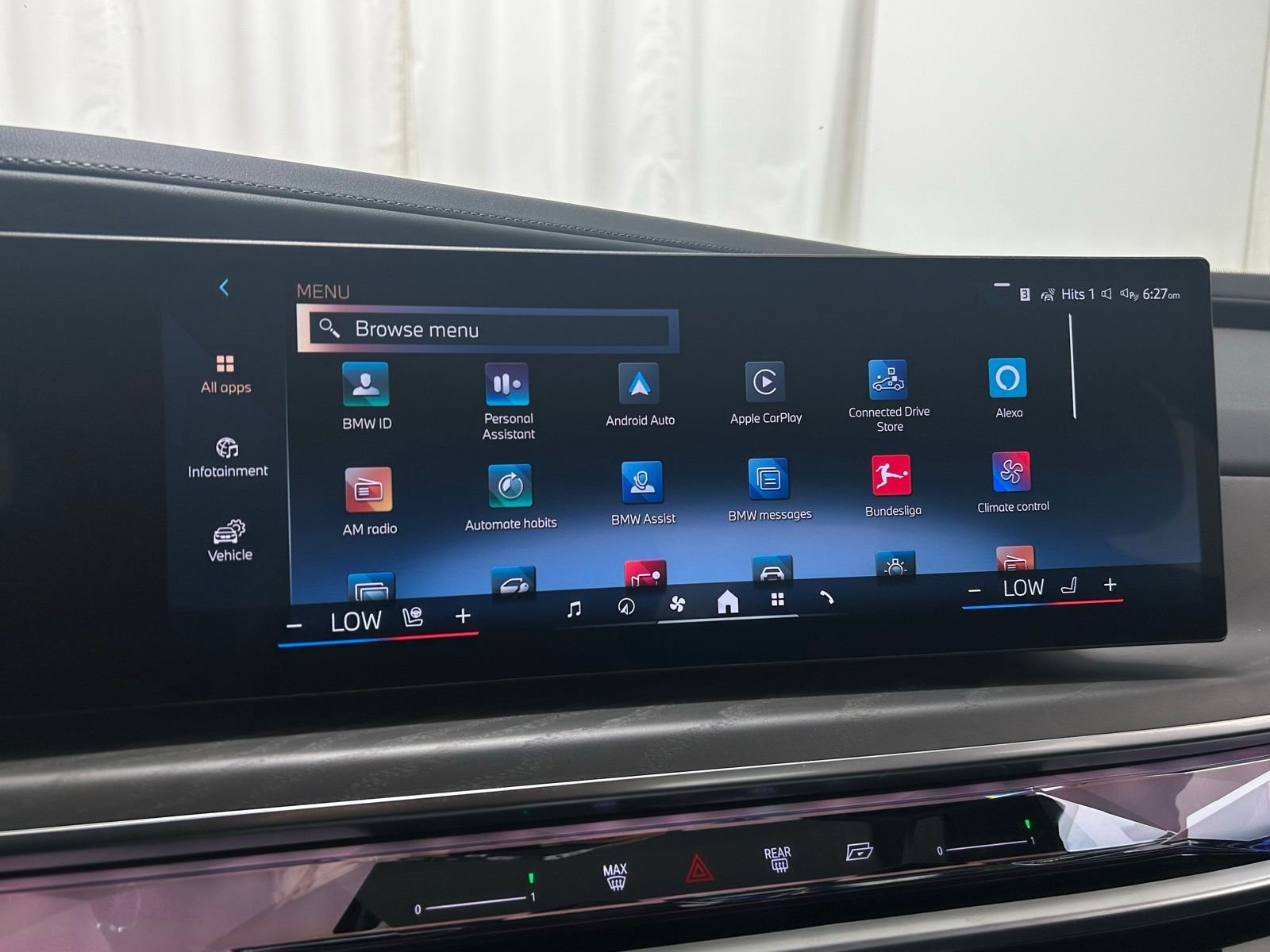 2025 BMW 7 Series 760i - Photo 15