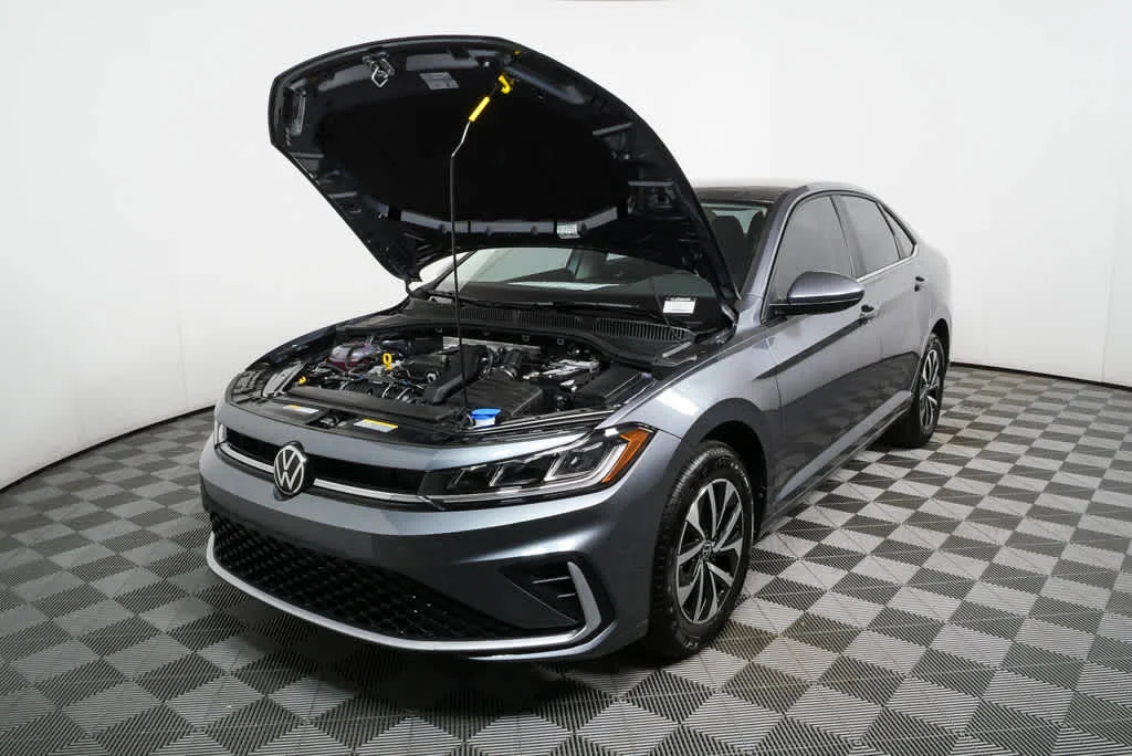 New 2026 Platinum Gray Metallic Volkswagen S image 29