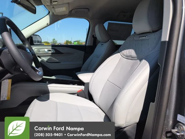 New 2026 Carbonized Gray Metallic Ford Platinum image 24