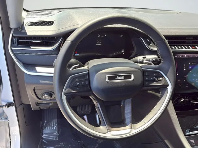 Used 2023 White Jeep Limited image 14