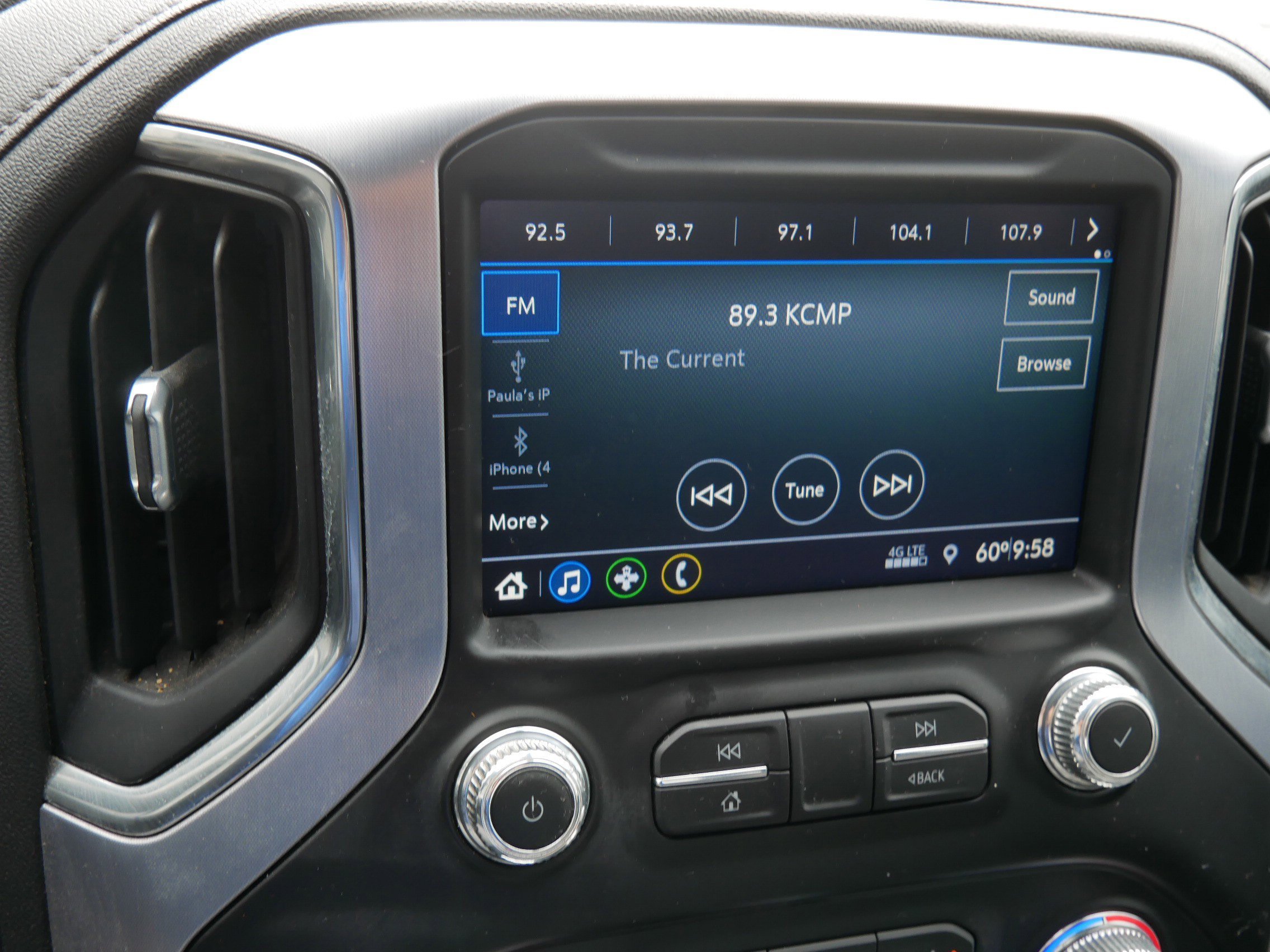 Used 2021 Onyx Black GMC Elevation image 22