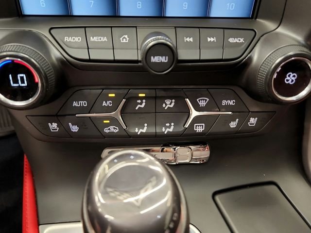 Used 2019 White Chevrolet Grand Sport image 23