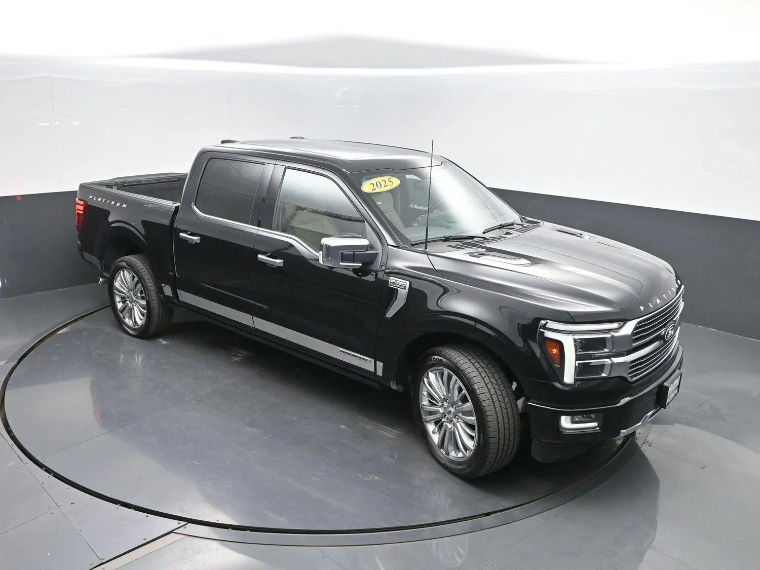 Used 2025 Agate Black Ford Platinum image 48
