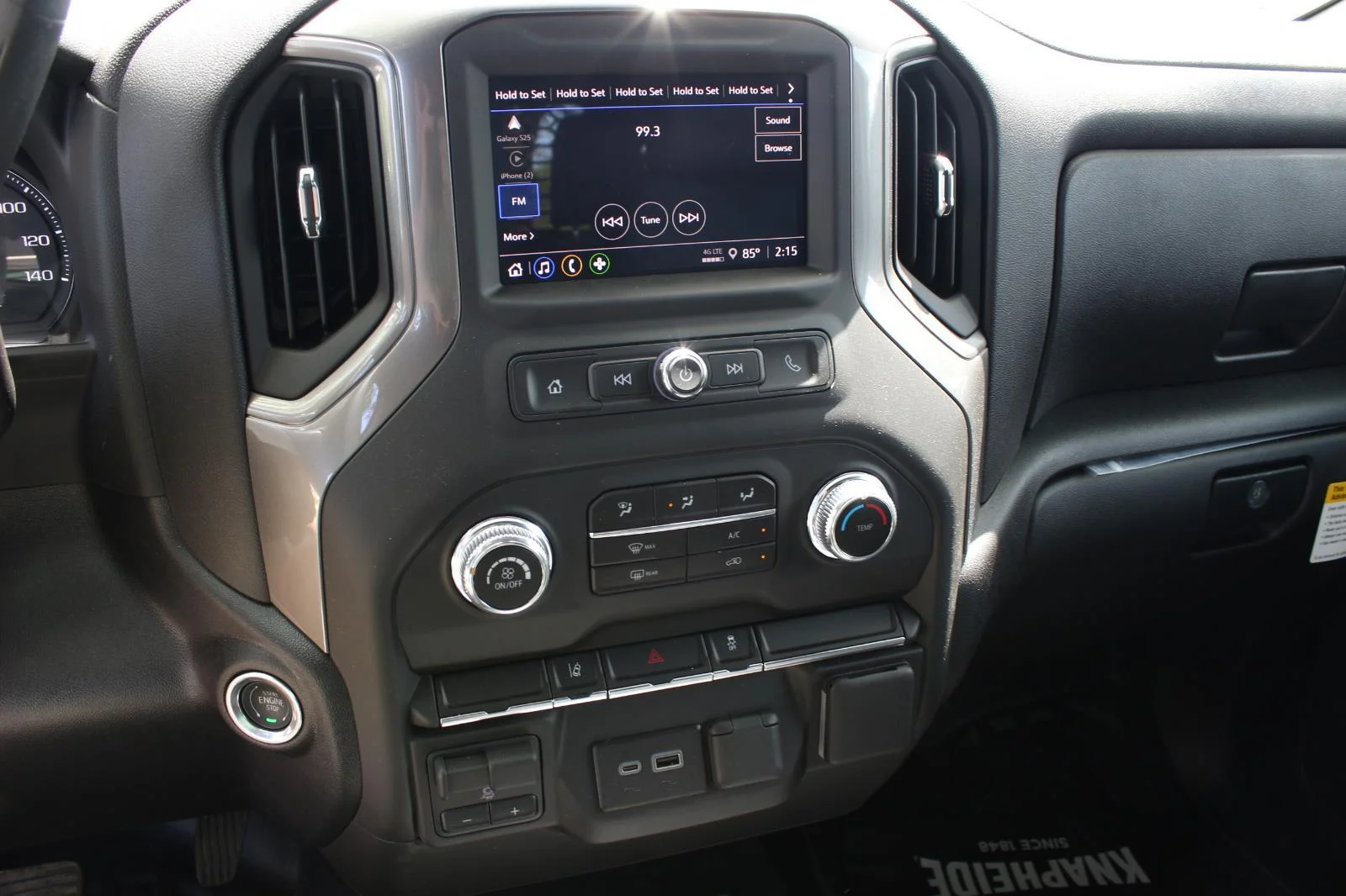 New 2026 Summit White GMC Pro image 20