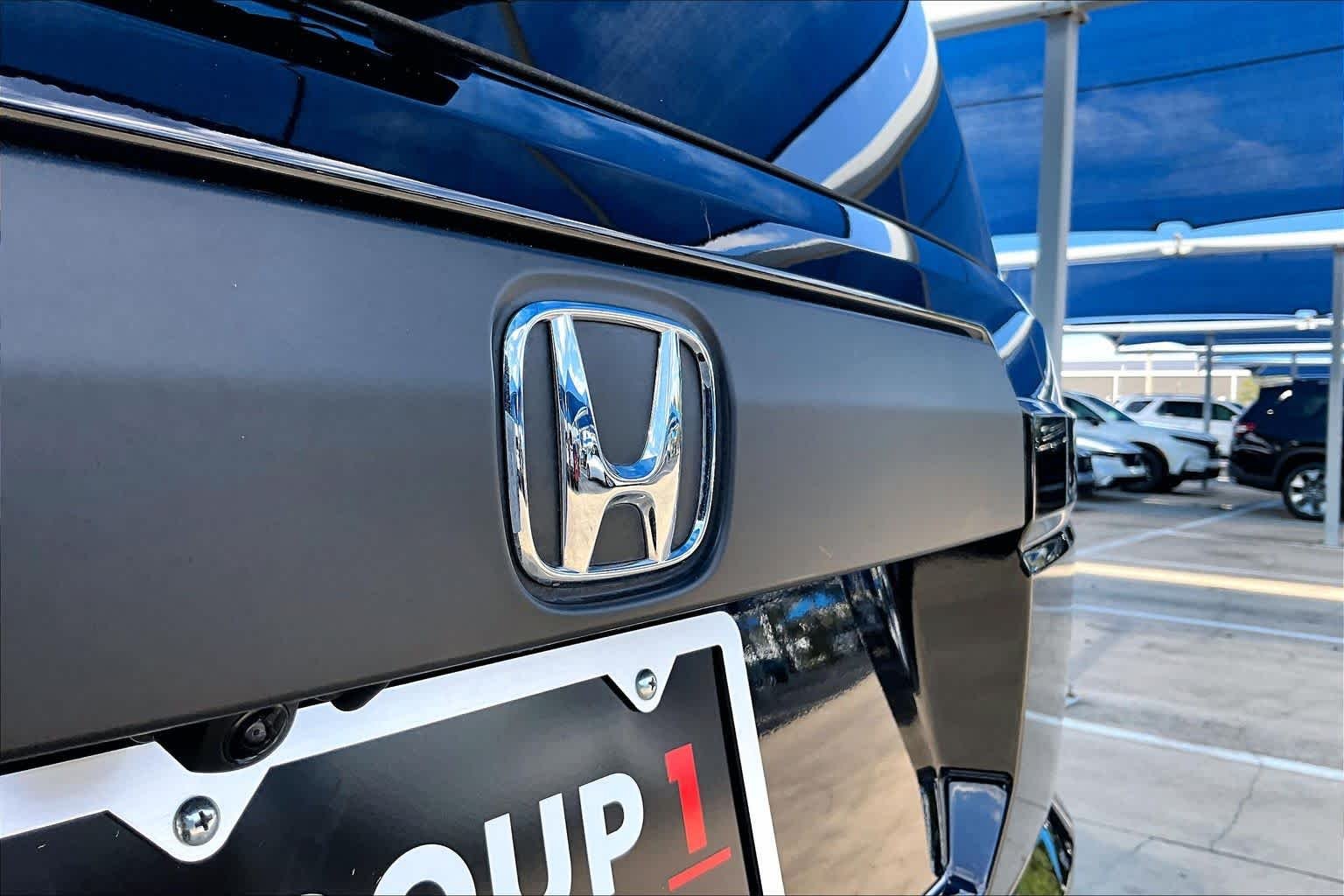 Certified Used 2026 Crystal Black Pearl Honda RTL image 30