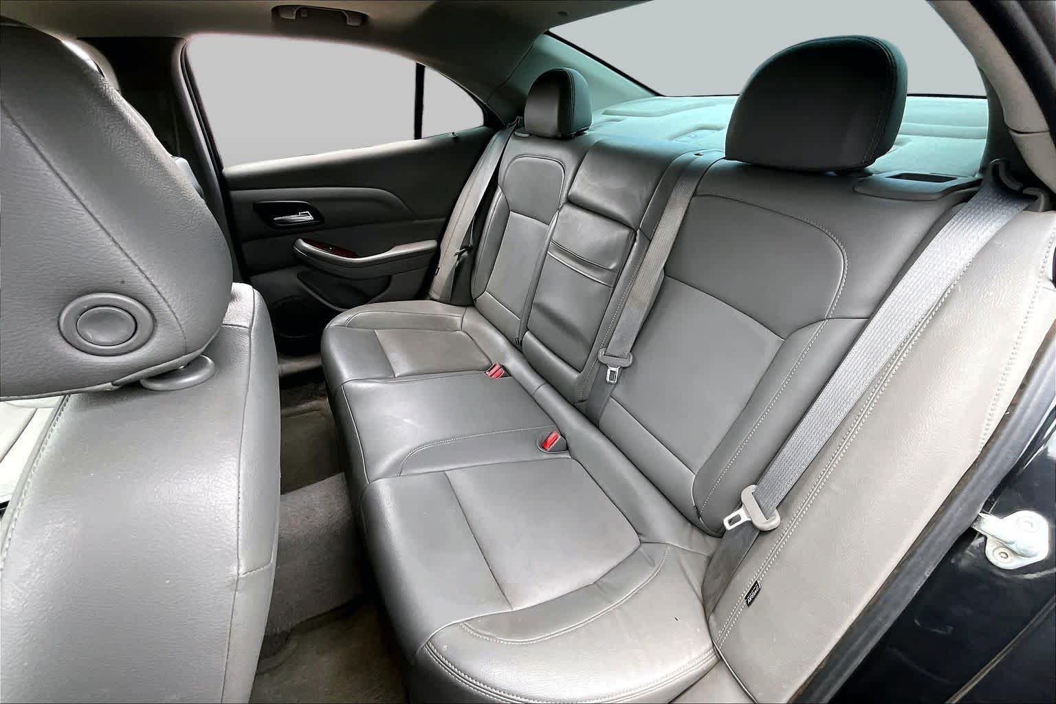 Used 2013 Black Granite Metallic Chevrolet LT image 19
