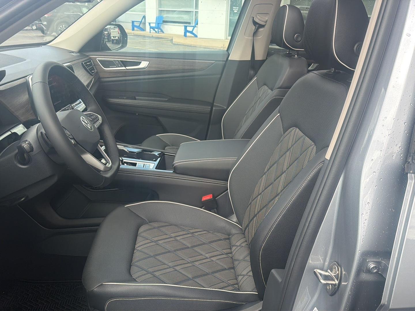 New 2026 Pure Gray Volkswagen 2.0T SEL Premium R-Line image 5
