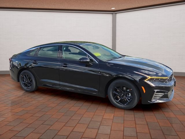 New 2026 Black Kia LXS image 3