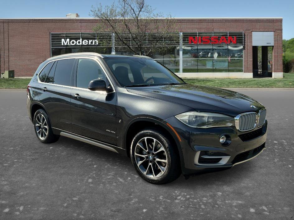 Used 2018 Dark Graphite Metallic BMW xDrive40e iPerformance image 5