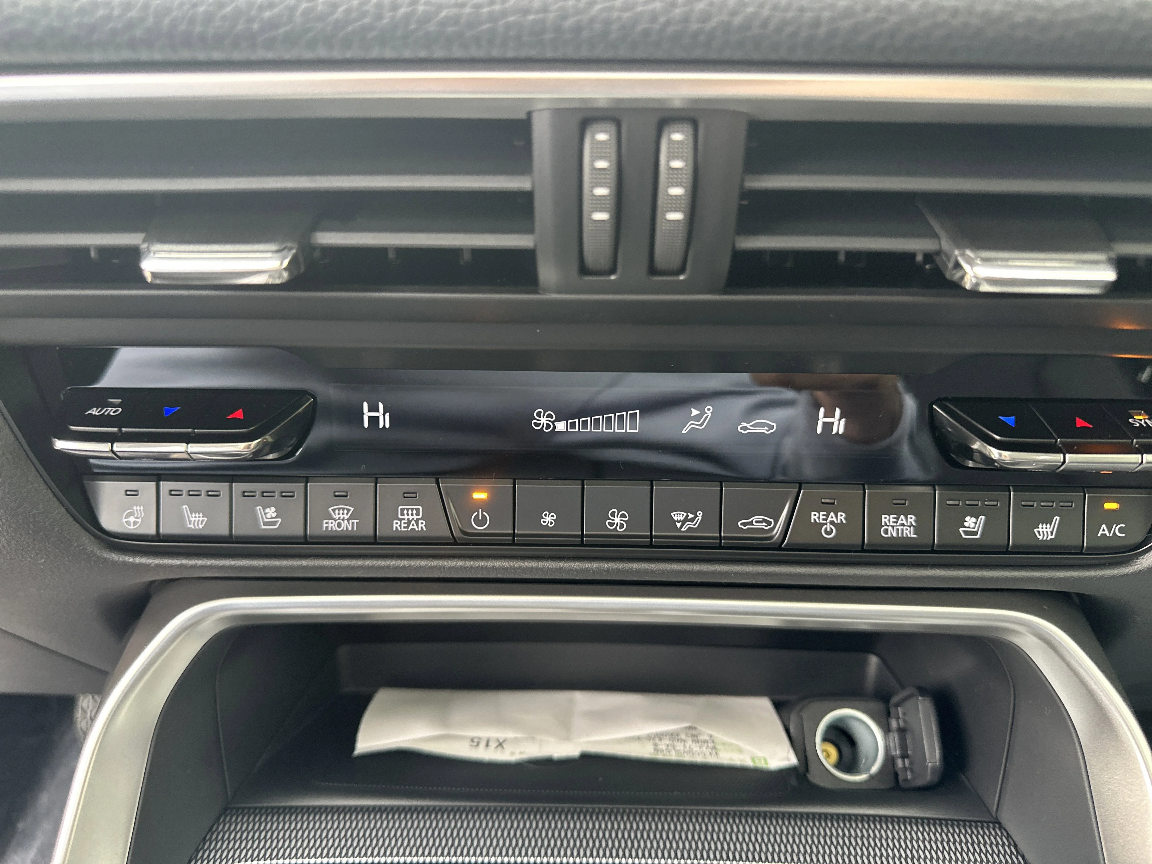 2026 Mazda CX-90 Premium Package - Photo 18