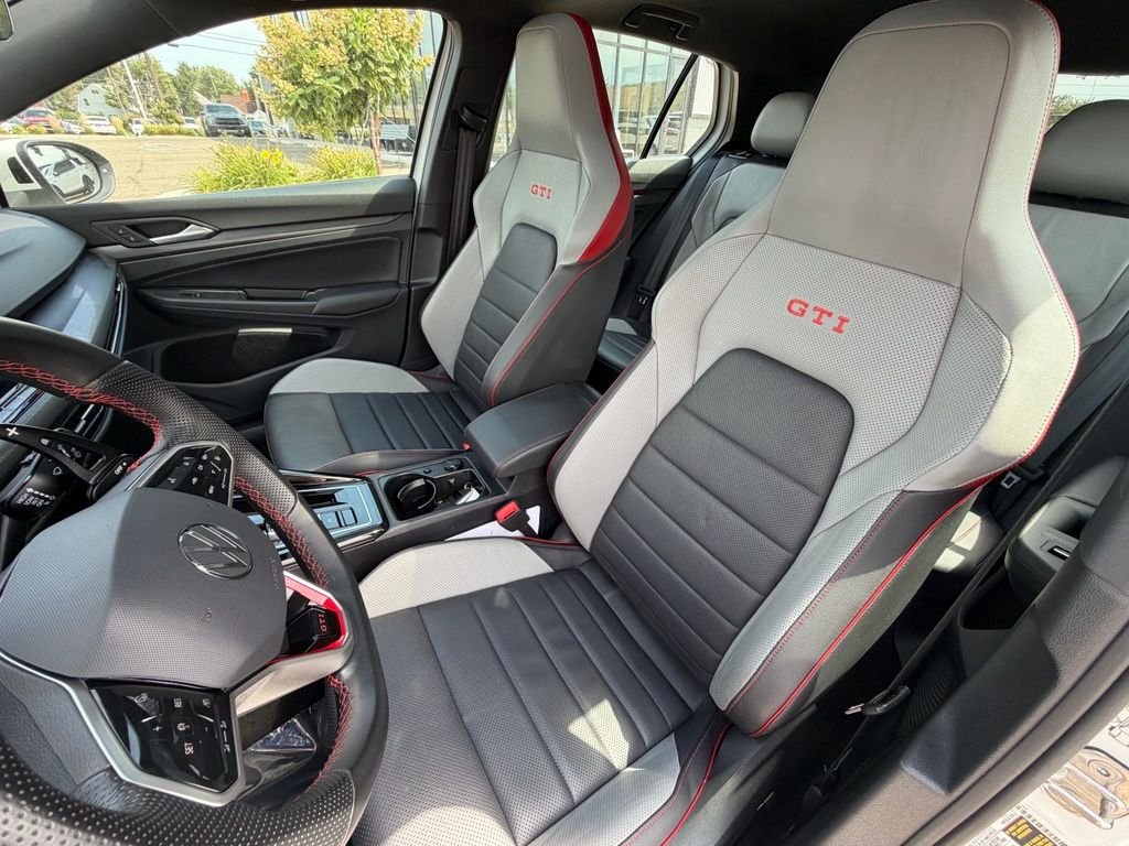 2024 Volkswagen Golf GTI Autobahn - Photo 7