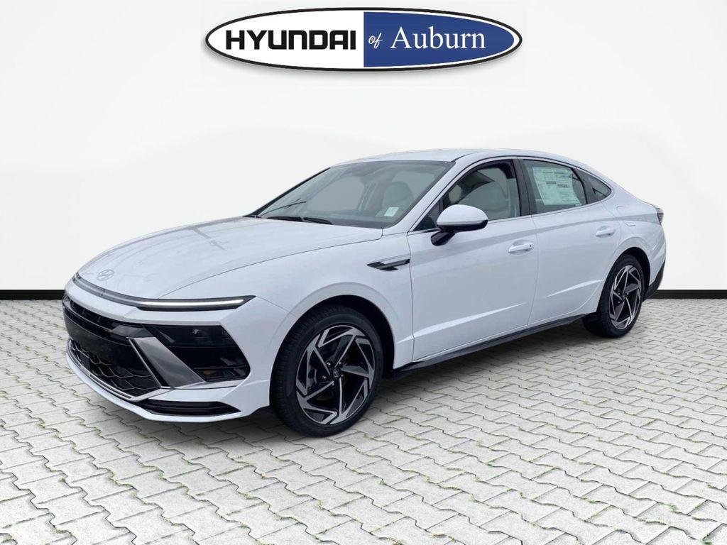 New 2026 White Hyundai SEL Sport image 9