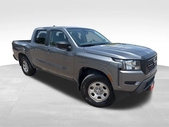 Used 2024 Gray Nissan S image 1