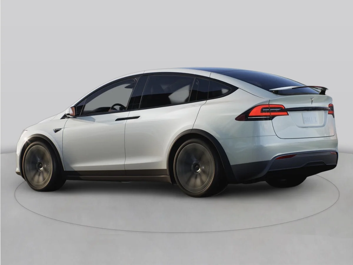 2023 Tesla Model X's photo