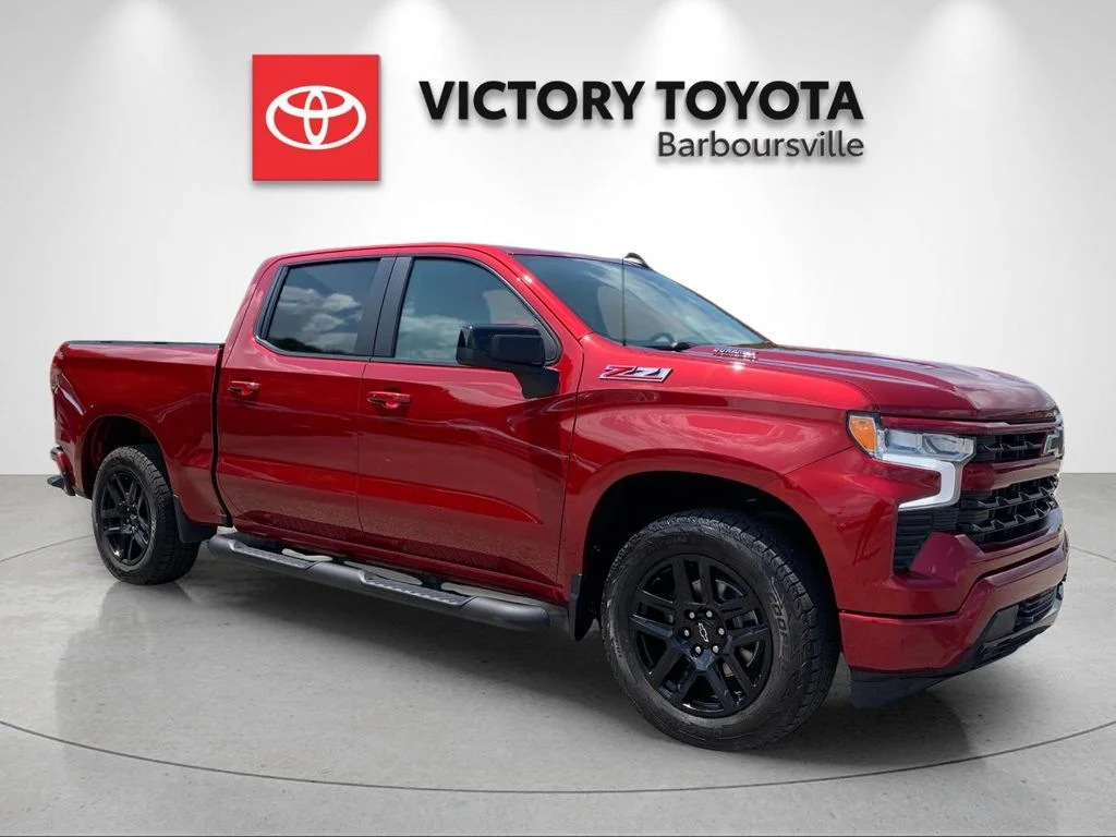 Used 2025 Red Chevrolet RST image 5