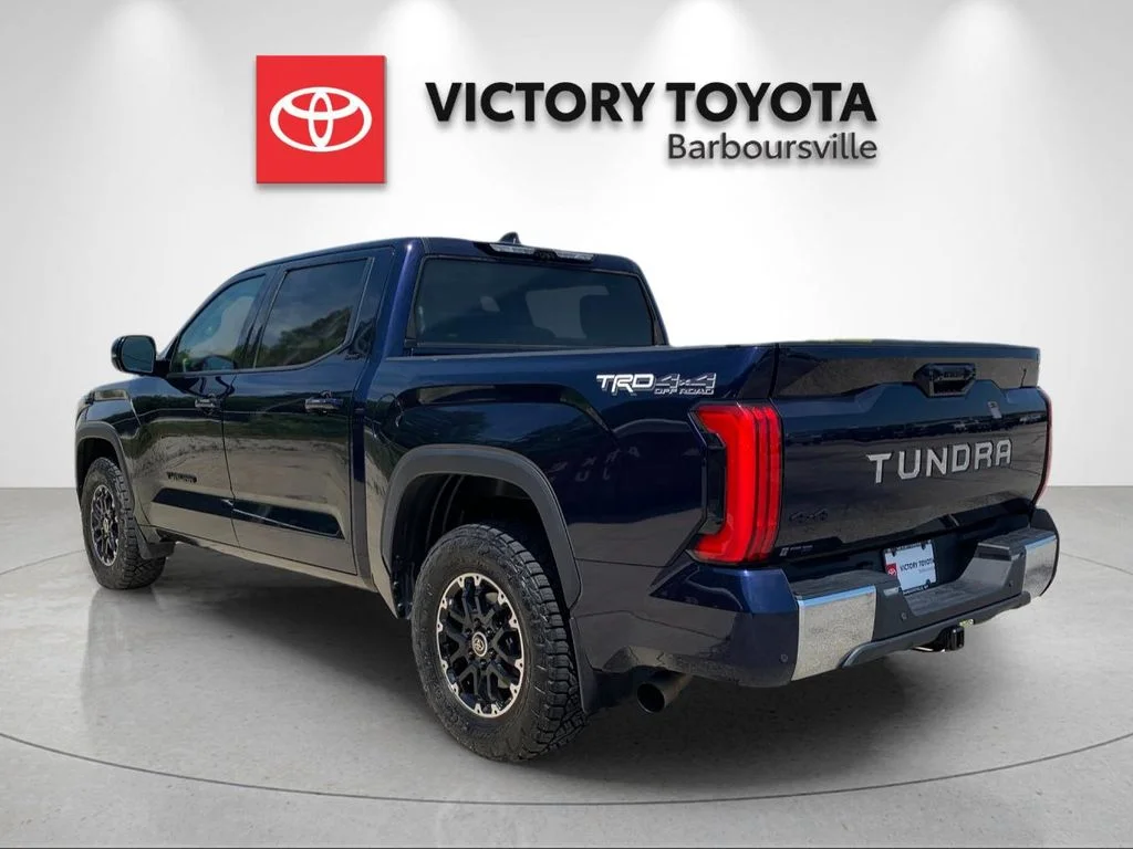 Used 2022  Toyota SR5 image 3
