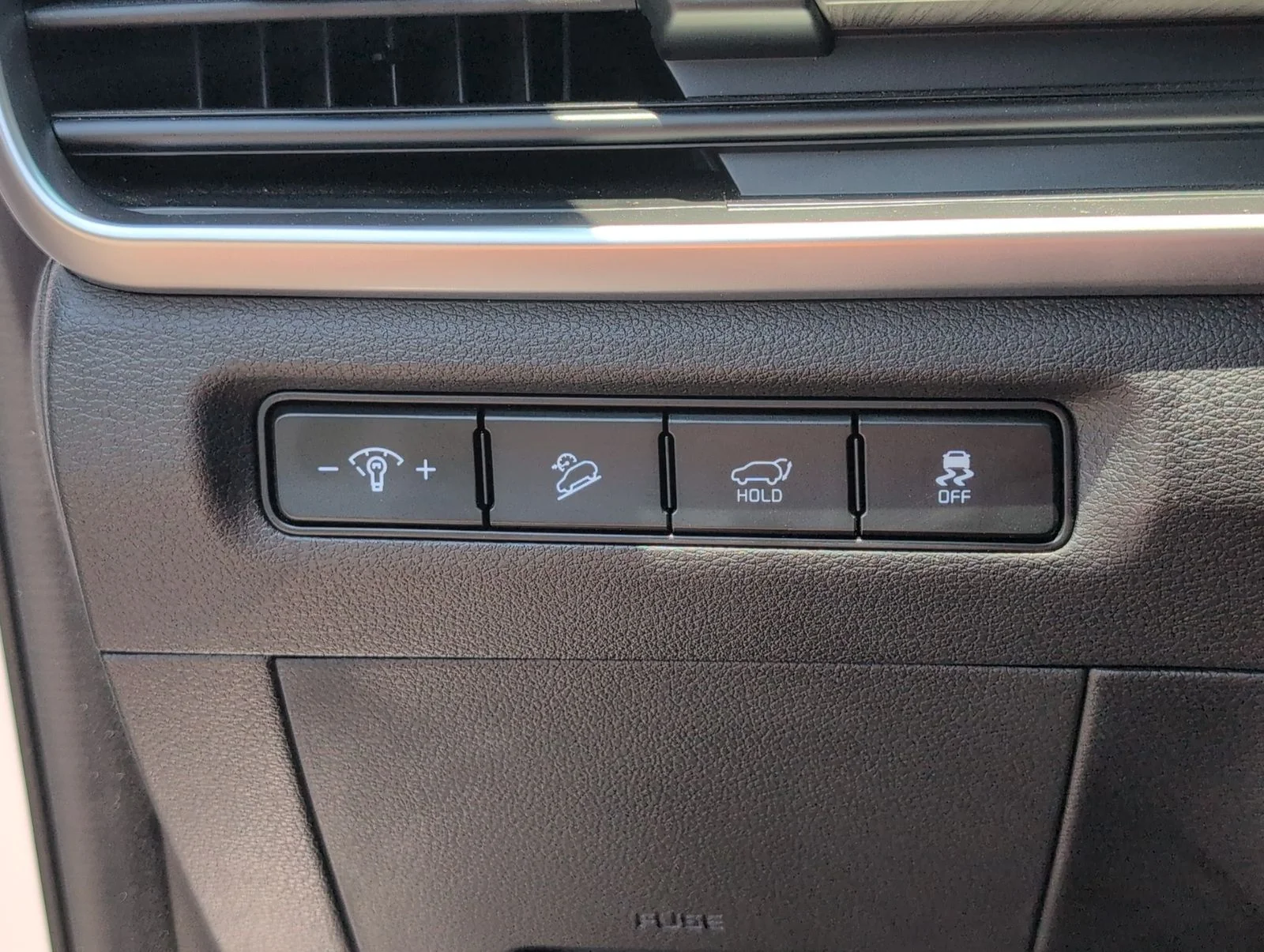 Used 2024 White Kia EX image 28