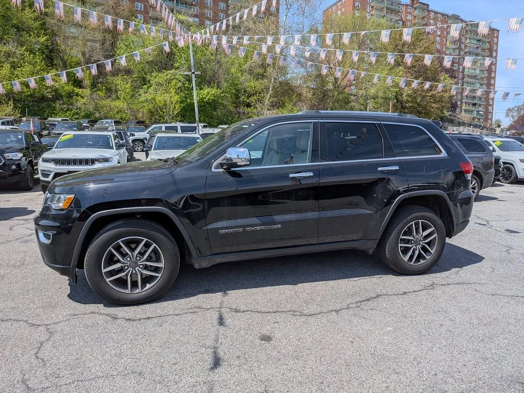 Used 2020 Black Jeep Limited image 11