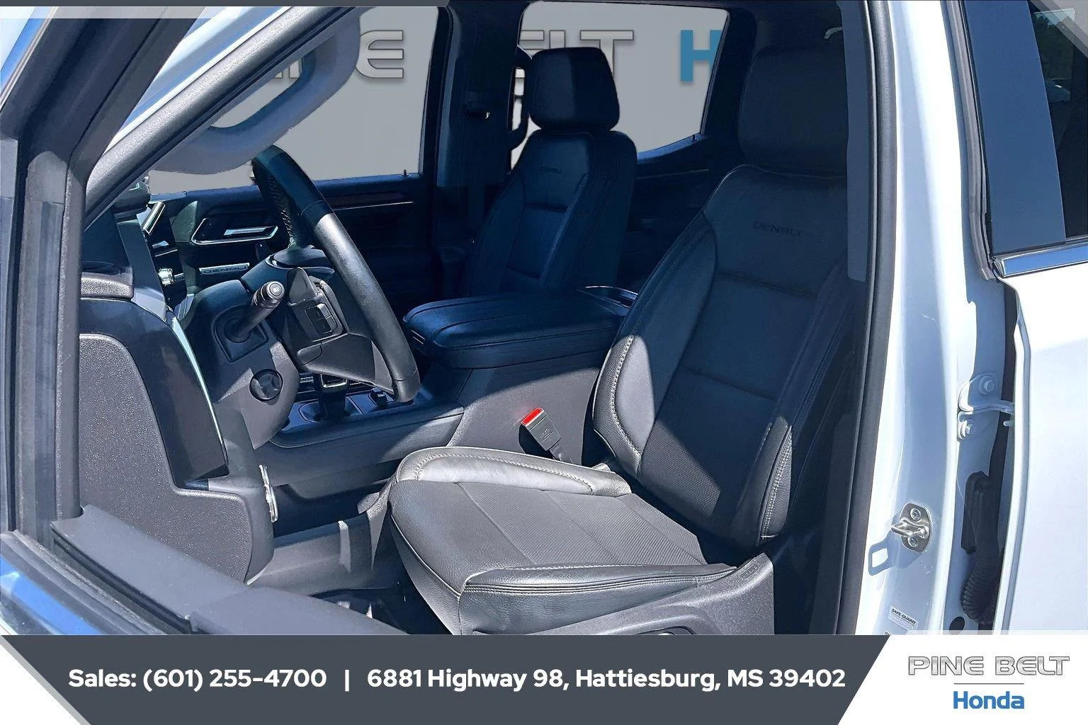 Used 2026 Glacier White Tricoat GMC Denali image 18