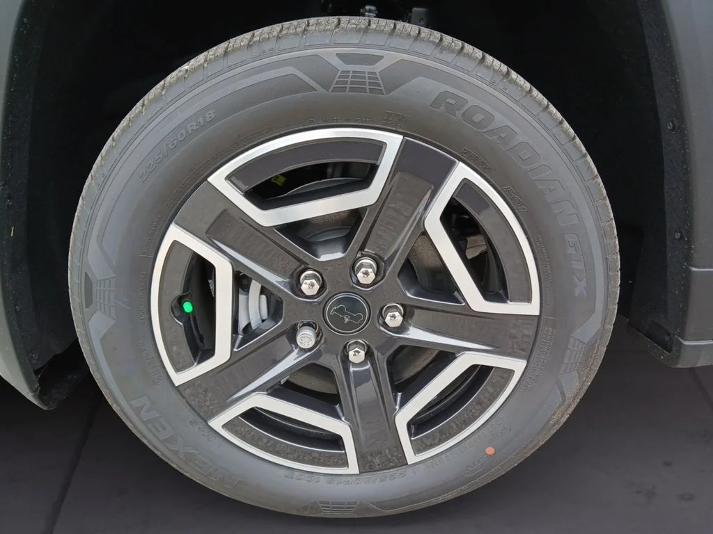 New 2026 Gray Jeep Laredo image 9