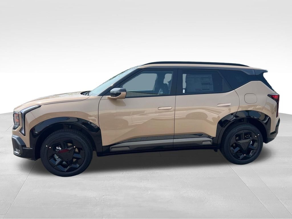 New 2027 Brown Kia X-Line S image 2
