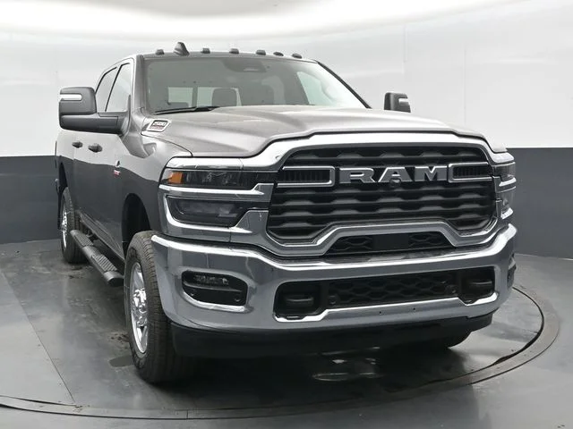 New 2026 Granite Crystal Metallic Clear-Coat Exterior Paint RAM Tradesman image 27