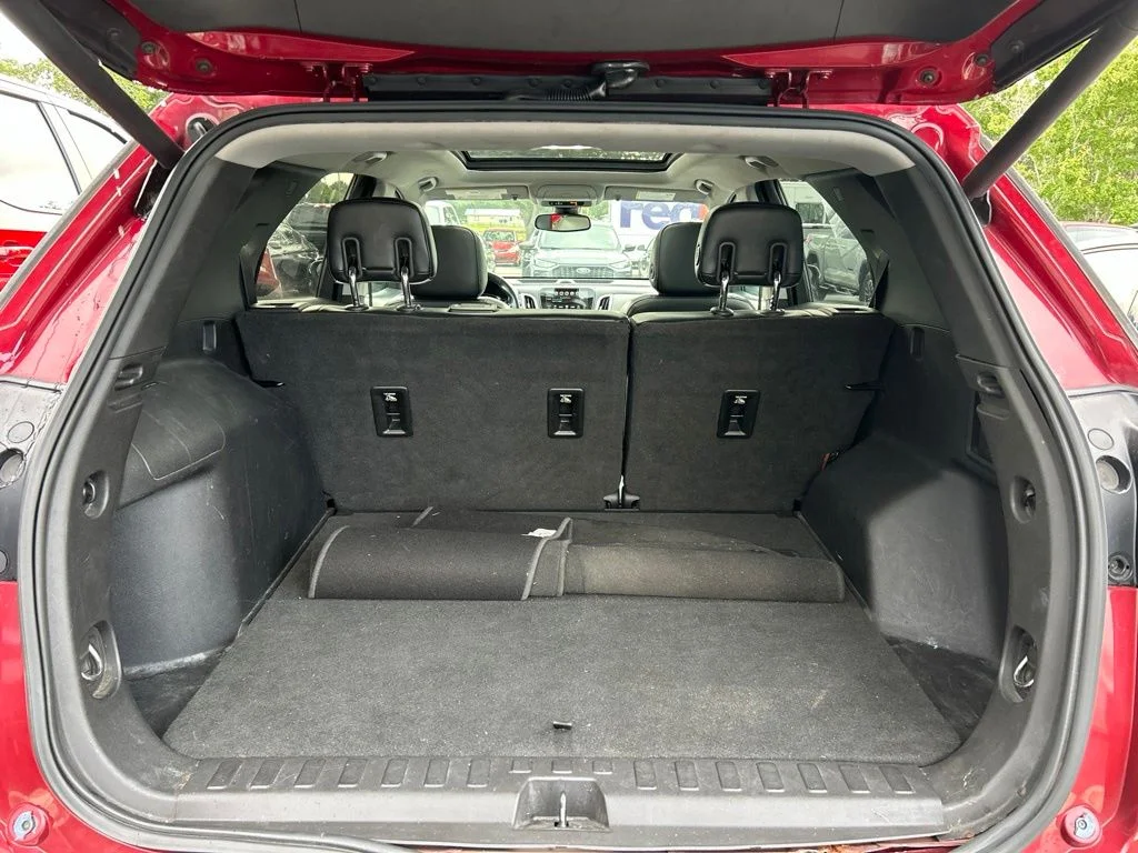 Used 2018 Cajun Red Tintcoat Chevrolet Premier image 40