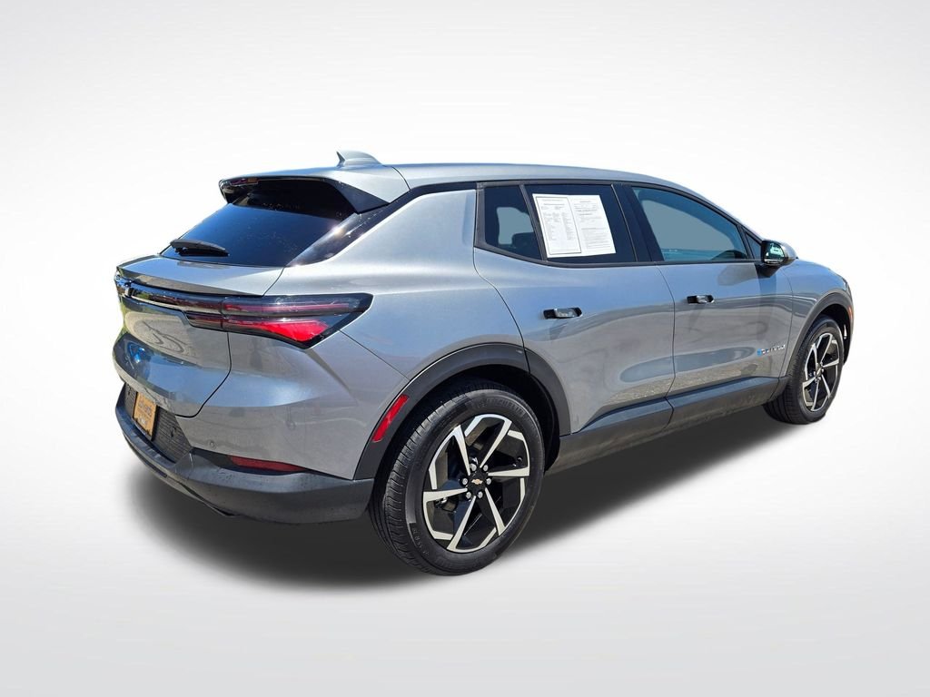 Used 2025 Gray Chevrolet LT image 3