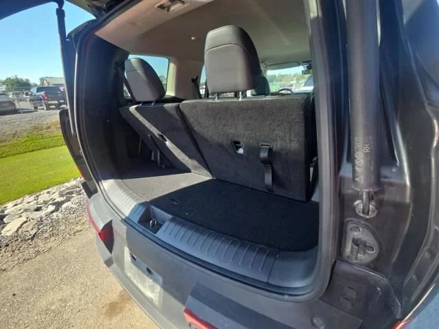 Certified Used 2026 Black Hyundai SEL image 6