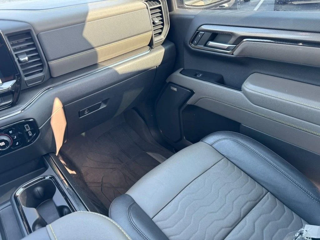 Used 2023 Beige Chevrolet ZR2 image 15