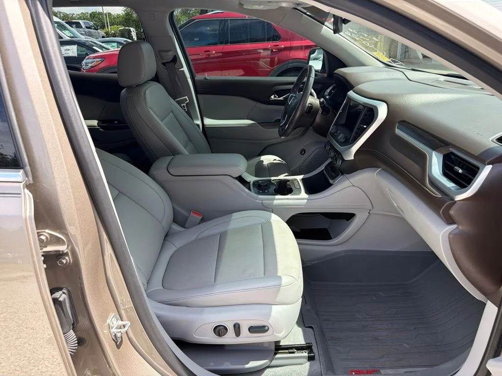 Used 2022 Gray GMC SLT image 6