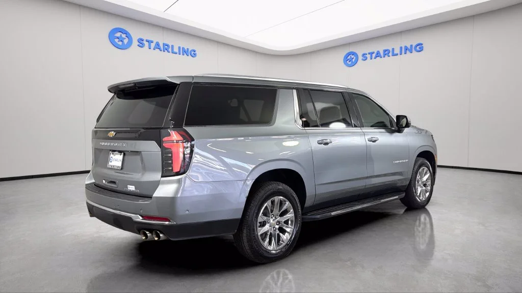 Used 2025 Sterling Gray Metallic Chevrolet Premier image 10