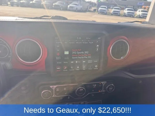 Used 2018 Red Jeep Unlimited Rubicon image 28