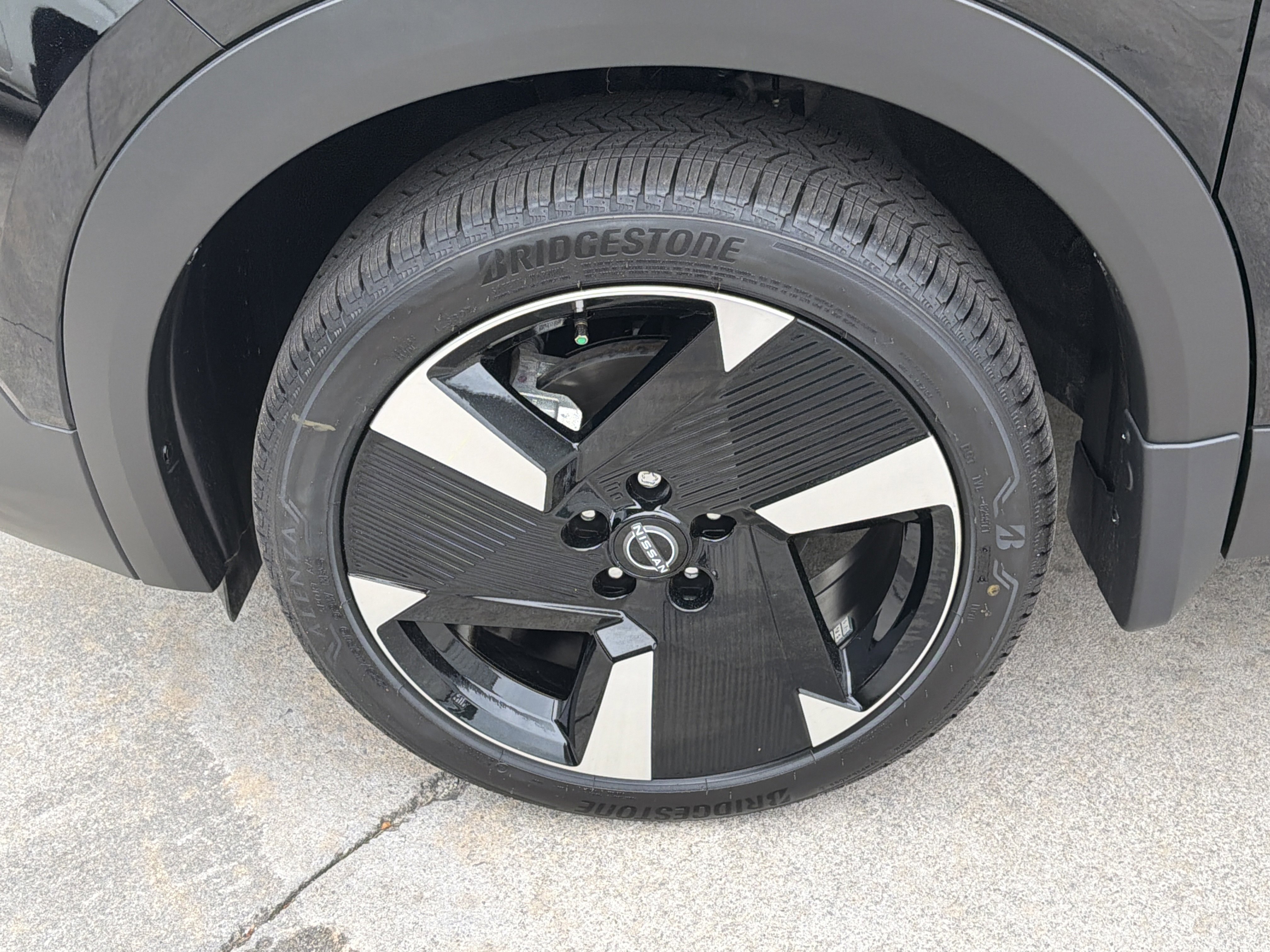 New 2026 Super Black Nissan SR image 12