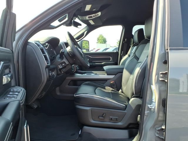 New 2026 Ceramic Gray Clear-Coat Exterior Paint RAM Laramie image 13