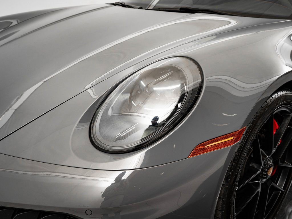 2025 Porsche 911 GTS - Photo 14
