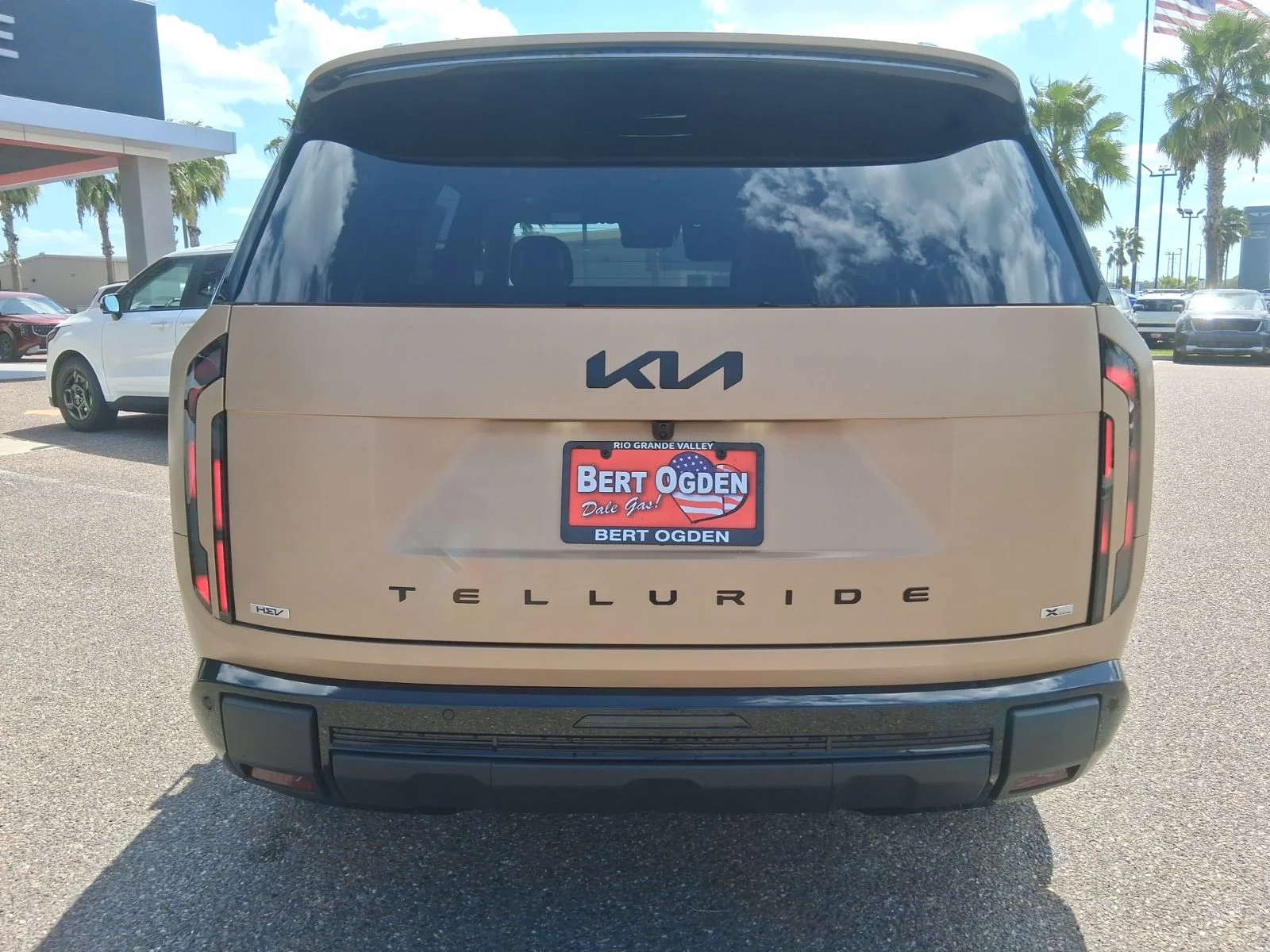 New 2027 Brown Kia X-Line SX image 5