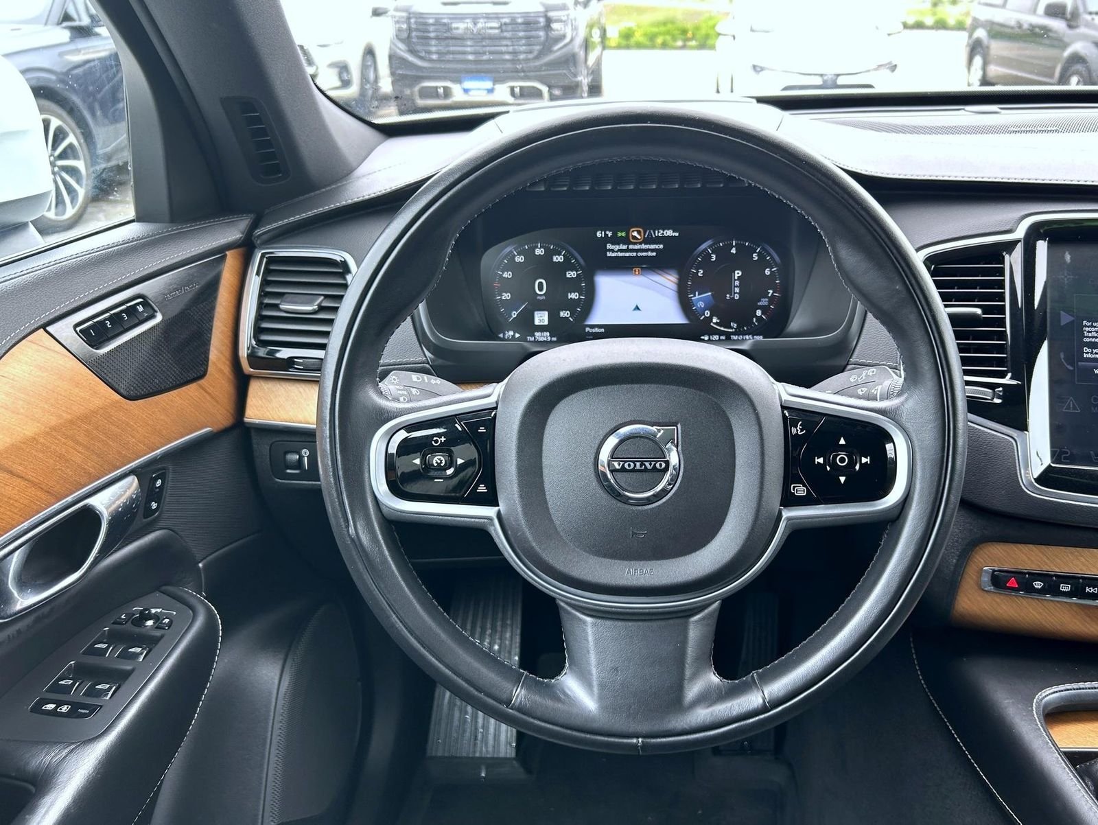 Used 2019 White Volvo T6 Inscription image 11