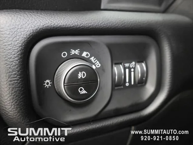 New 2026 Granite Crystal Metallic Clear-Coat Exterior Paint RAM LARAMIE image 50