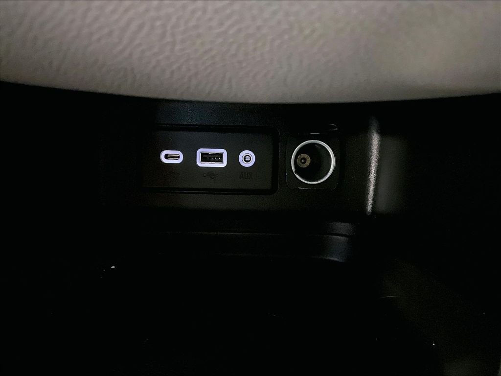 Used 2020 Black Chevrolet LS image 27