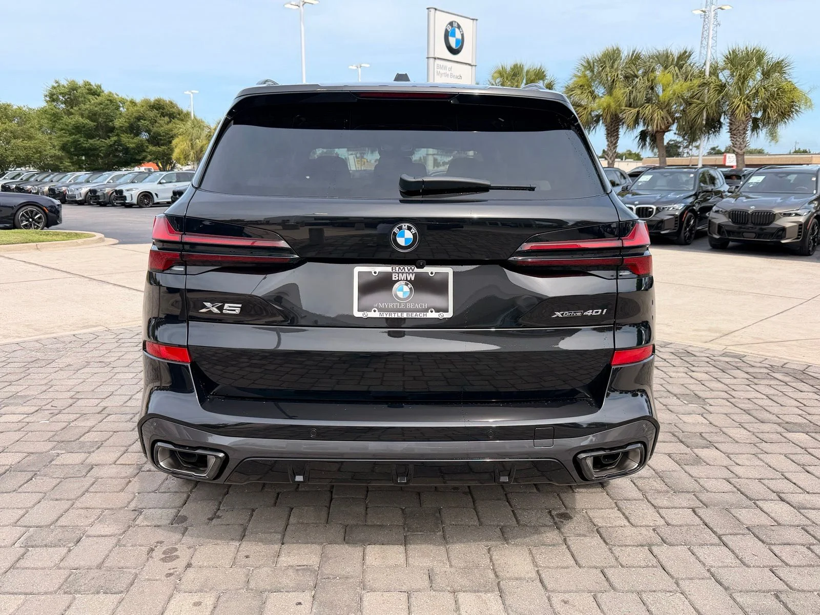 New 2026 Black Sapphire Metallic BMW xDrive40i image 10