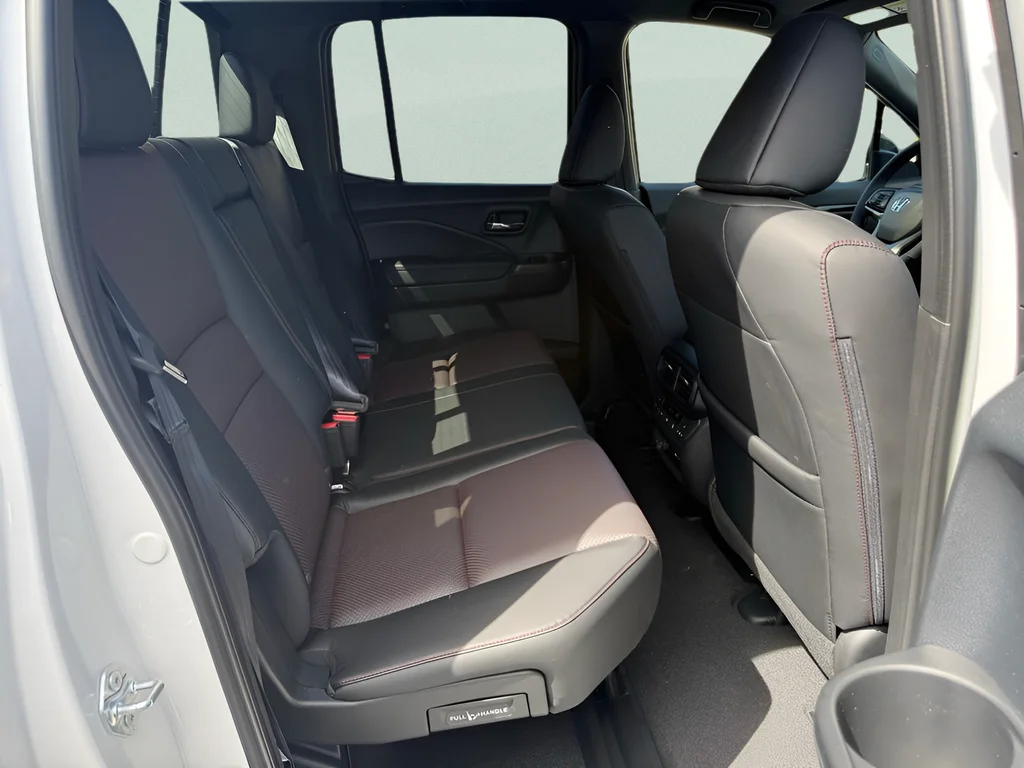 2026 Honda Ridgeline Black Edition - Photo 14