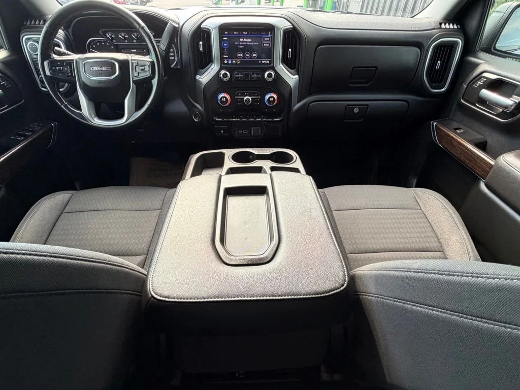 Used 2021 Black GMC Elevation image 12