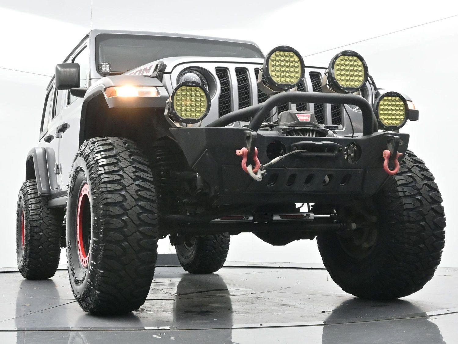 Used 2020 Billet Silver Metallic Clearcoat Jeep Rubicon image 41