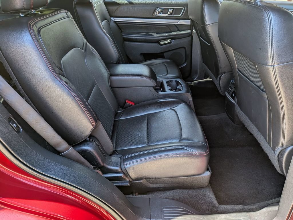 Used 2016 Red Ford Sport image 18