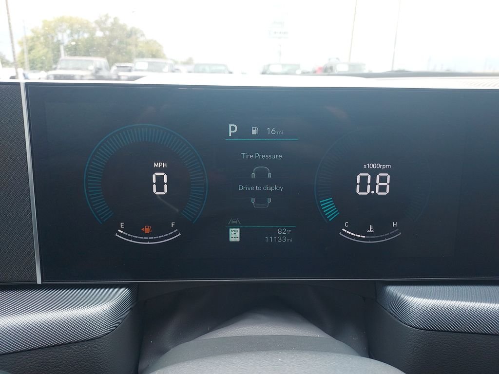 Used 2024 Black Hyundai SEL image 18